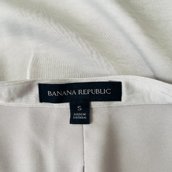 Banana Republic Polina Silk Feel Georgette Blouse Size Small NWOT Women's - Picture 8 of 10